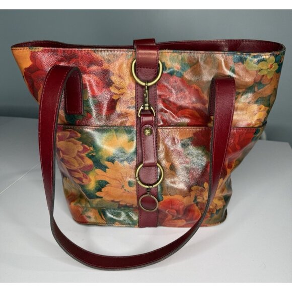 Patricia Nash Handbags - Patricia Nash Espelette Floral Red Large Leather Bucket Tote RARE Hard to find